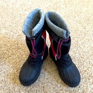 LL Bean girls snow boots